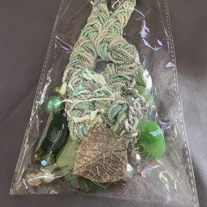 Chun fashion necklace